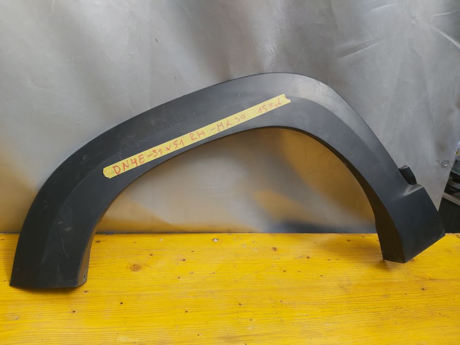 Лайсна  калник мазда мх30 Mazda MX30