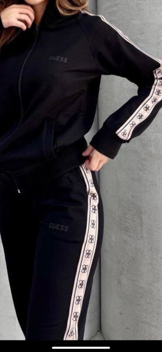 Дамски комплект guess Л/ХЛ