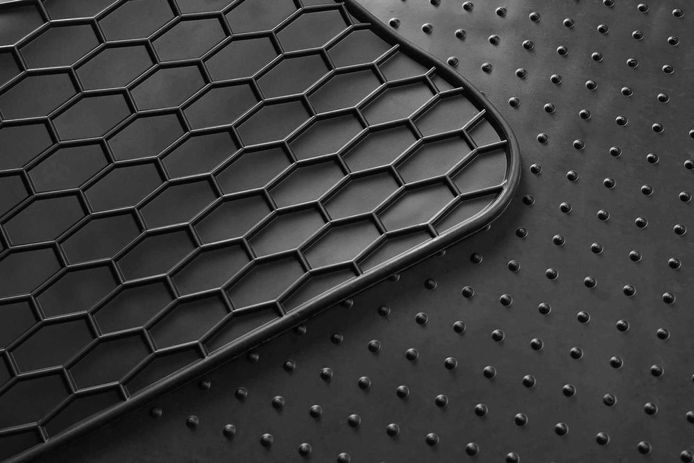 Гумени стелки за Peugeot 5008 след 2024 г (Hybrid),. Gumarny Zubri