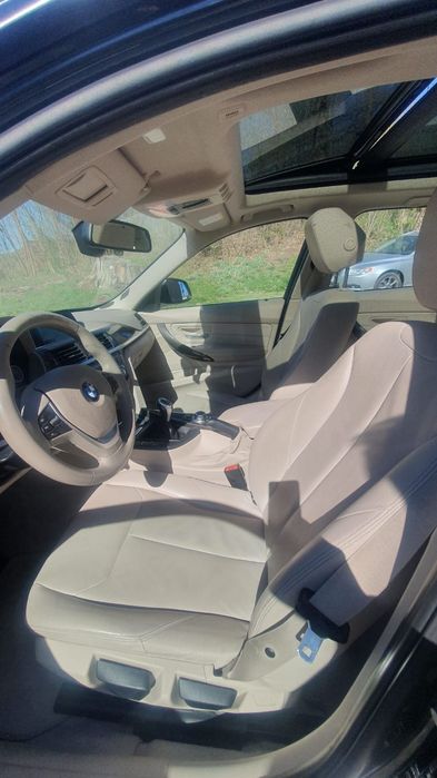 Vând BMW 320 , an 2012