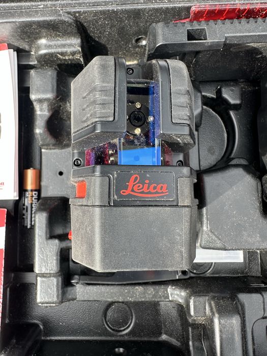 Laser Leica Lino p5