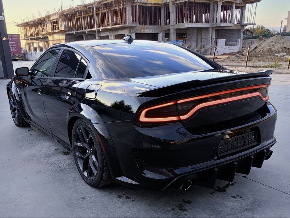 Dodge Charger 600 cp