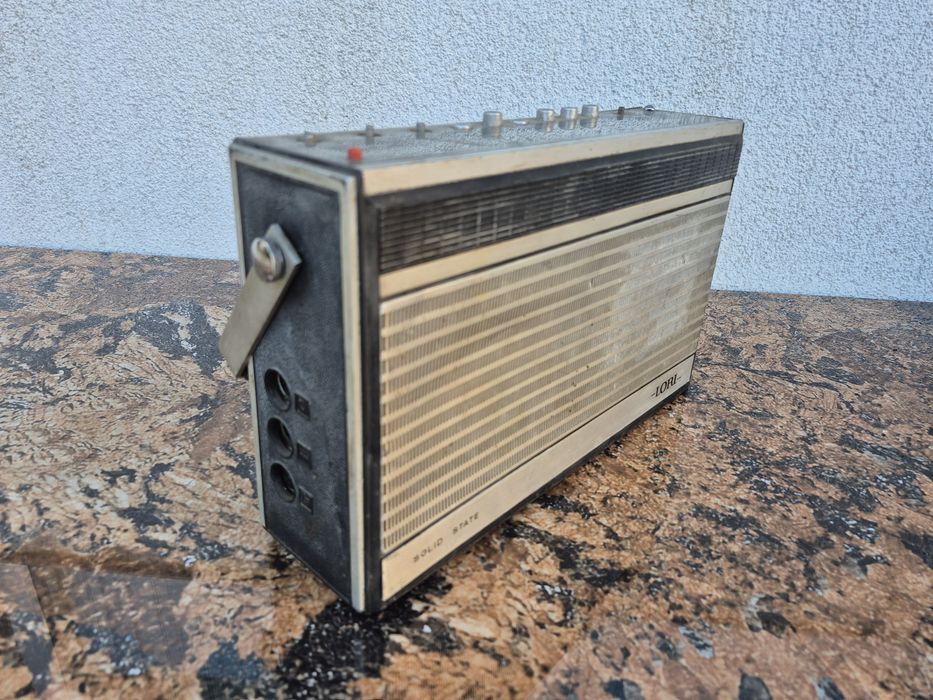 Radio receptor portabil Gloria 3,RP1524-nefuncțional 

- radio este fu