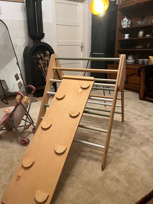 Montessori Trunghi Pikler cu rampa