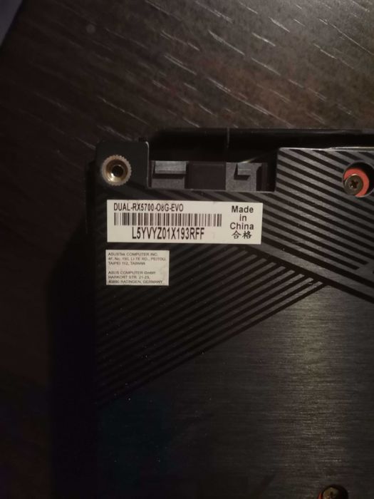 Placa Video Asus Dual RX 5700 EVO OC (suruburi lipsa)