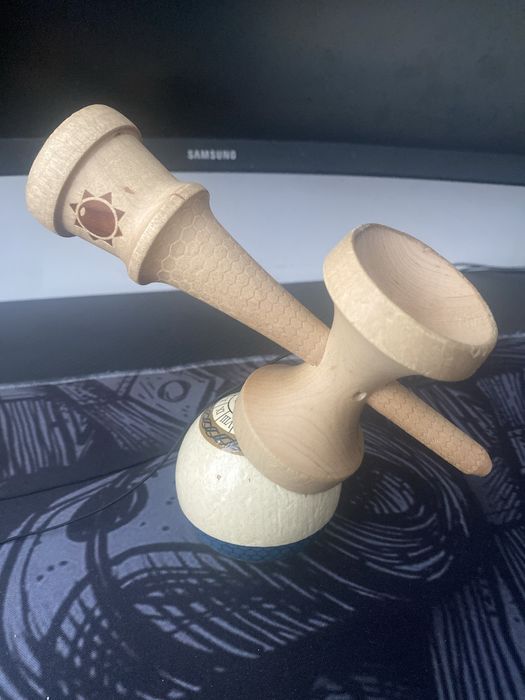 Kendama Sol Kris Bosch 2.0 sticky coear
