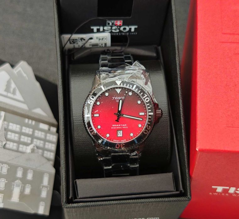 TISSOT SEASTAR 1000 QUARTZ 40mm чисто нов часовник кутия 100% оригинал