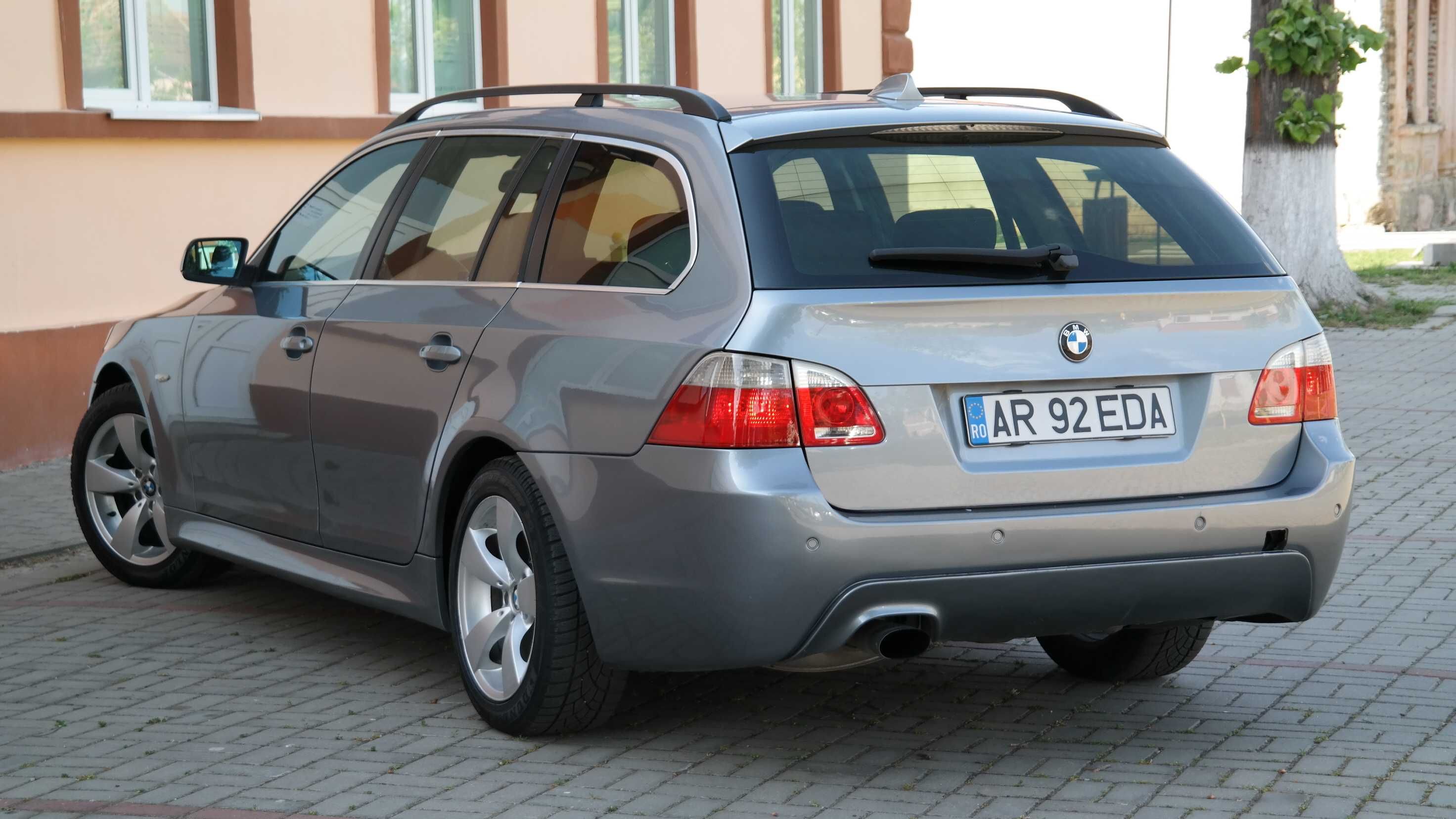 Bmw E61 520d 150 CP M Pachet - an 2006, 2.0d  (Diesel)