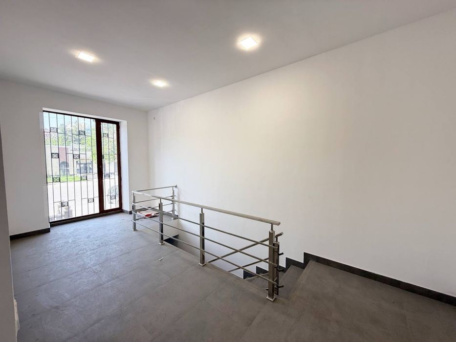 Продаётся Не Жилое Помещения Чиланзар Ц квартал 184м2