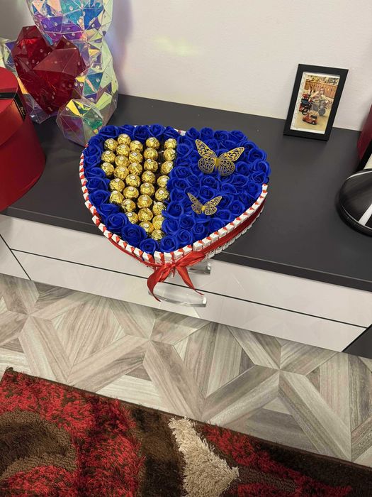 Aranjament floral pentru cei dragi