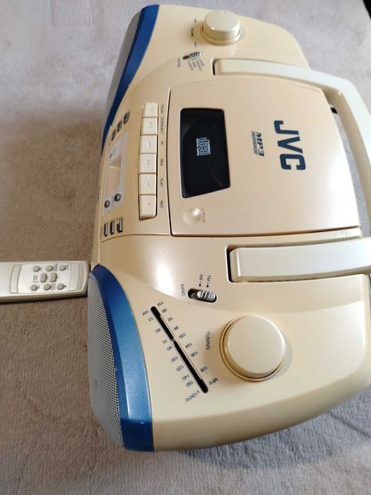Radio casetofon MP3 jvc