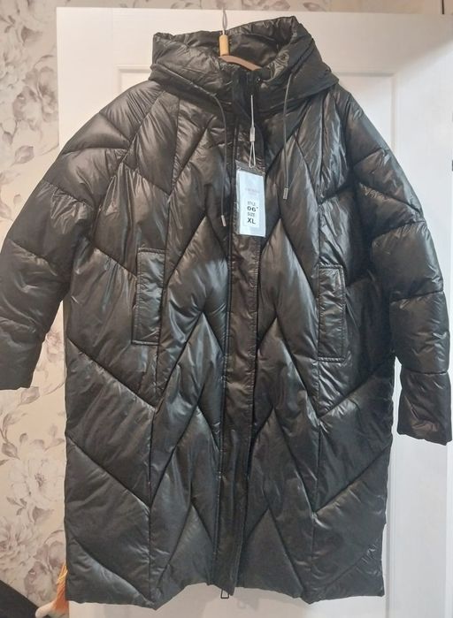 Пуховик женский черный