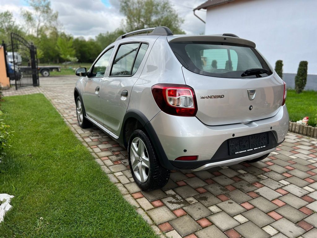 Dacia Sandero Stepway 0,9B 90 cp an 2017 120000 km impecabila