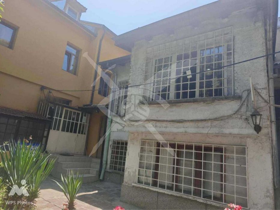 Къща в Центъра на град София № 92183