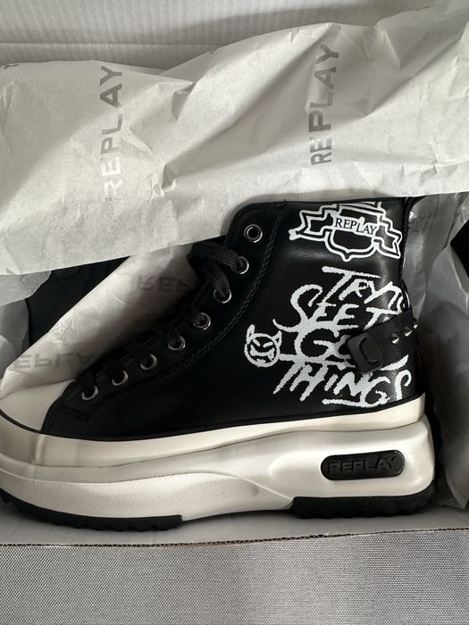 Ghete dama Replay, 38