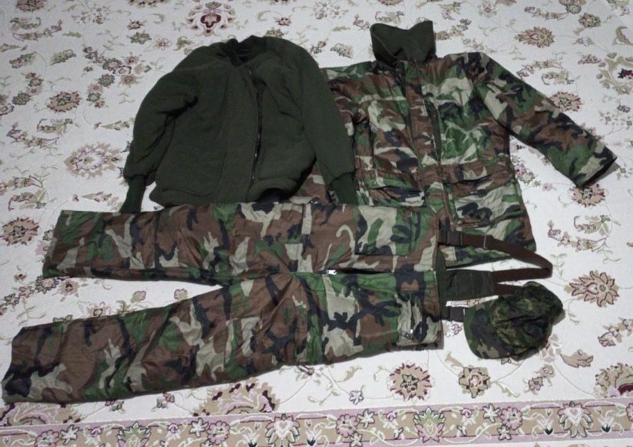 Продам новый зимний камуфляжный комплект