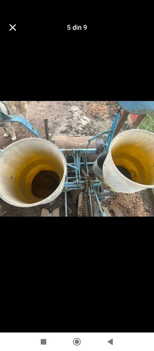 Vând sămănătoare mecanica porumb și pompa de erbicidat