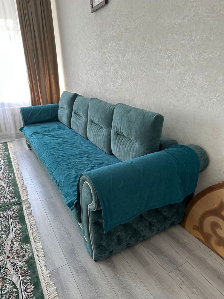 Продам диван в хорошем состоянии