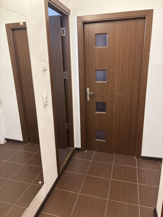 Inchiriez garsoniera regim hotelier