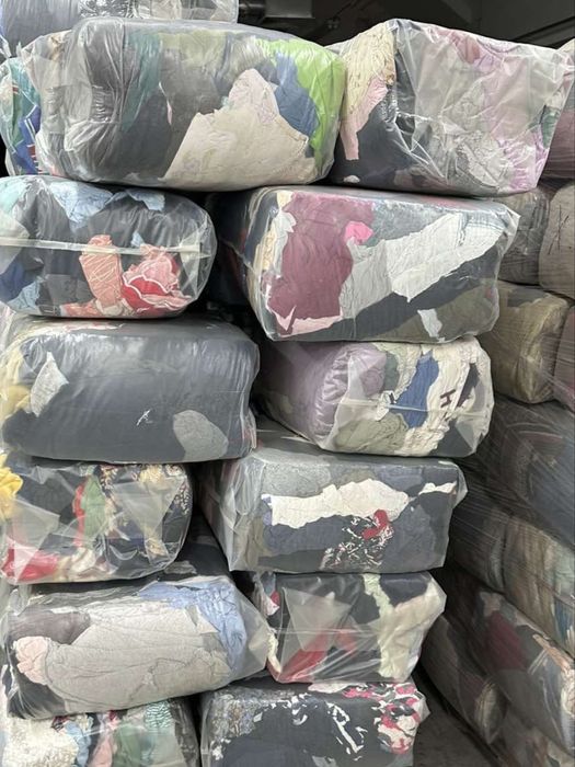 Цветни Бели и Хавлиени нарязани парцали.