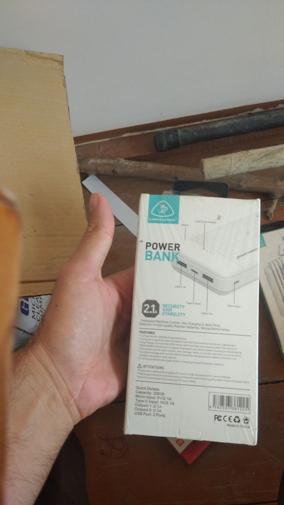 Power bank для телефонов планшет и компьютер