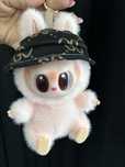 Labubu jucarie cutie
