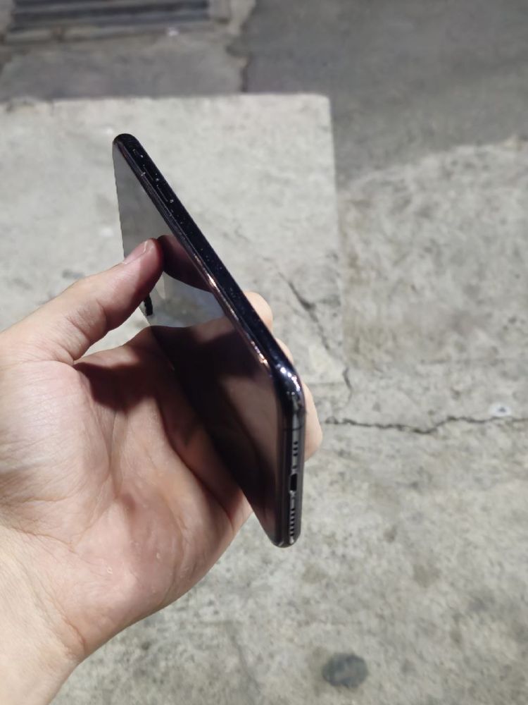 Iphone Xs  64gb.