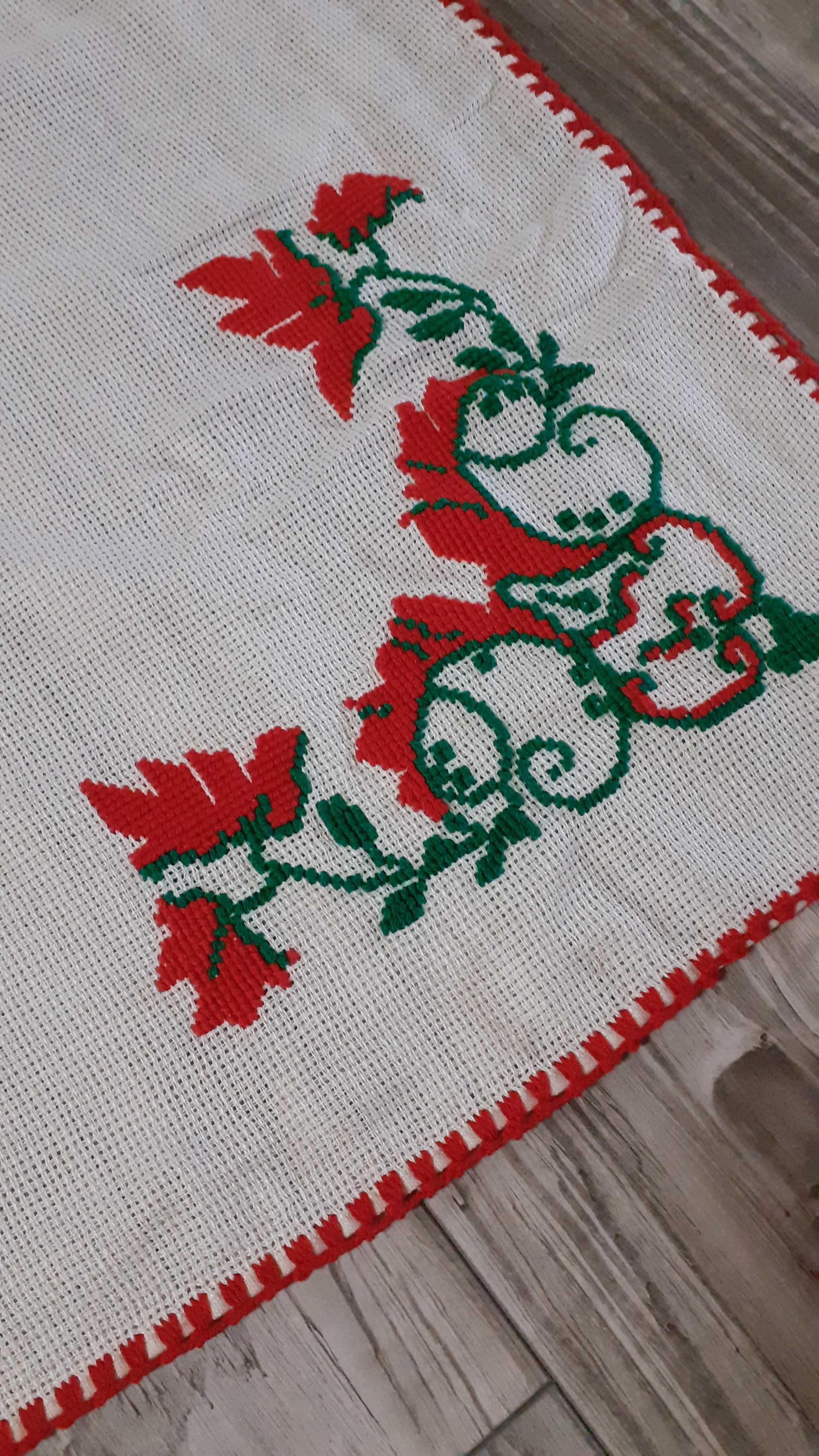 Vand fata de masă  veche
