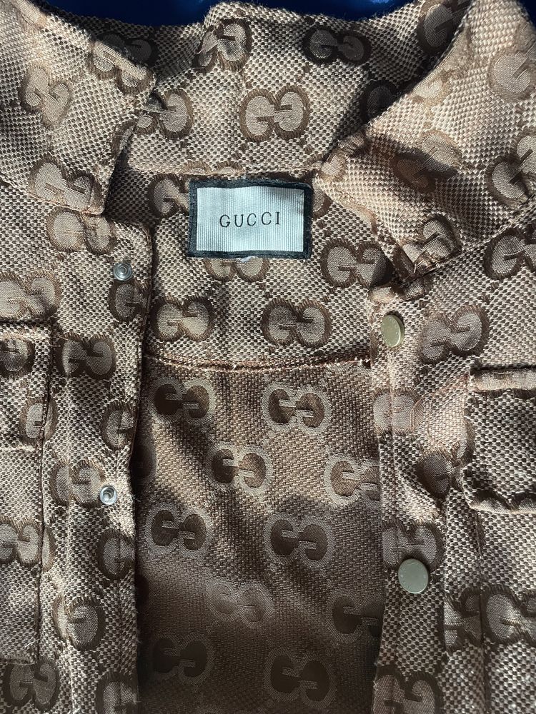 Яке gucci - тип горнище
