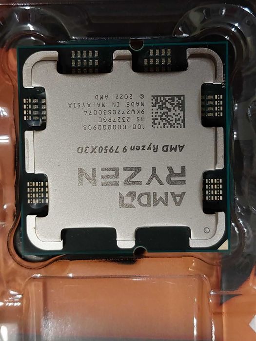 AMD Ryzen 9 7950X3D, 16-ядрен, 128MB L3 Cache