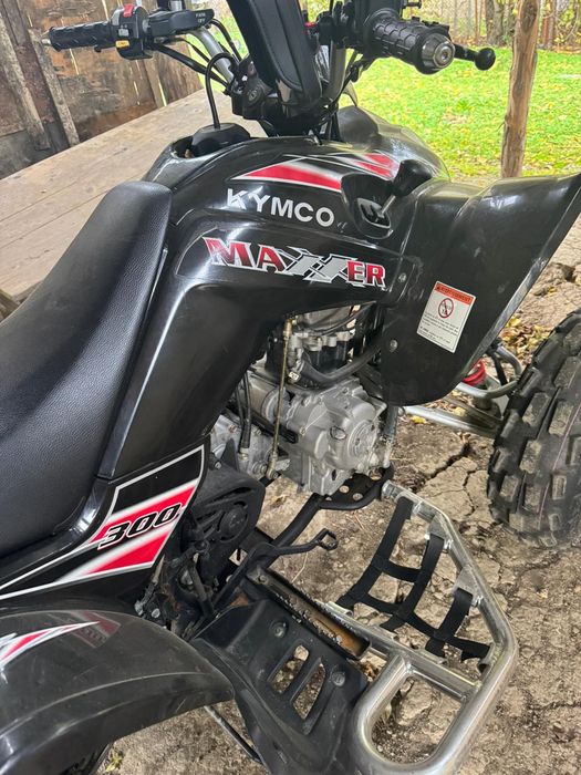 Vând atv kymco maxxer