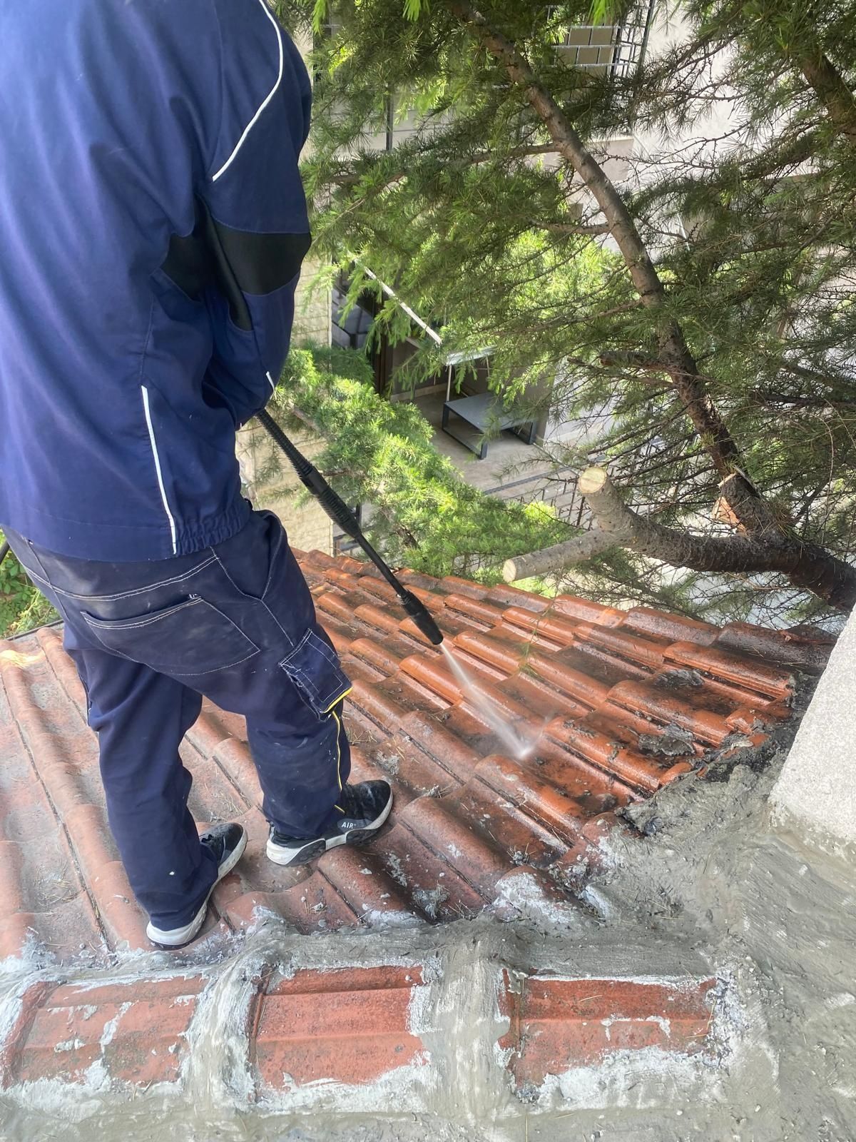 Reparații Acoperișuri & Sistem Pluvial & Vopsire & Montaj