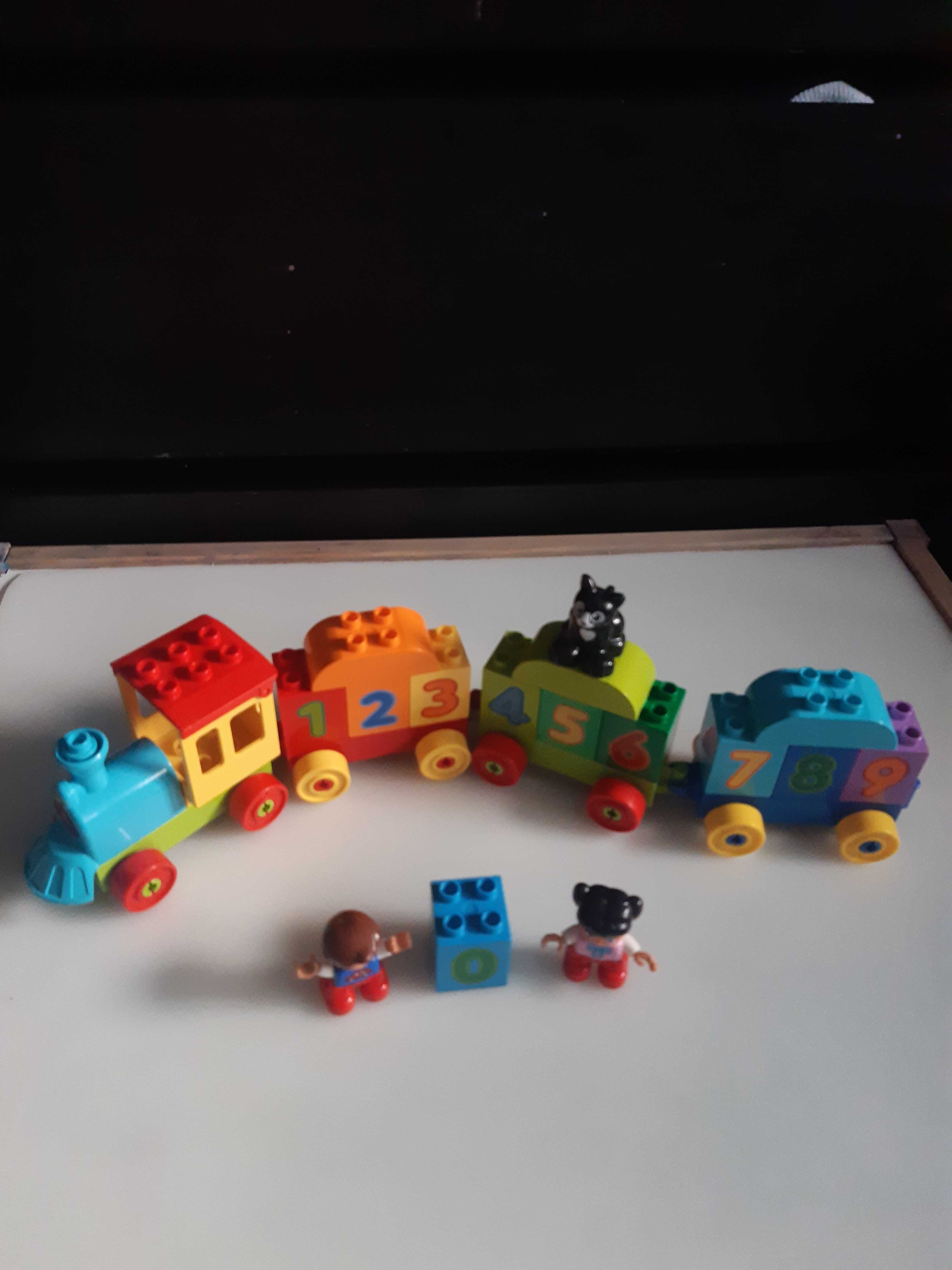 Tren cu cifre lego duplo