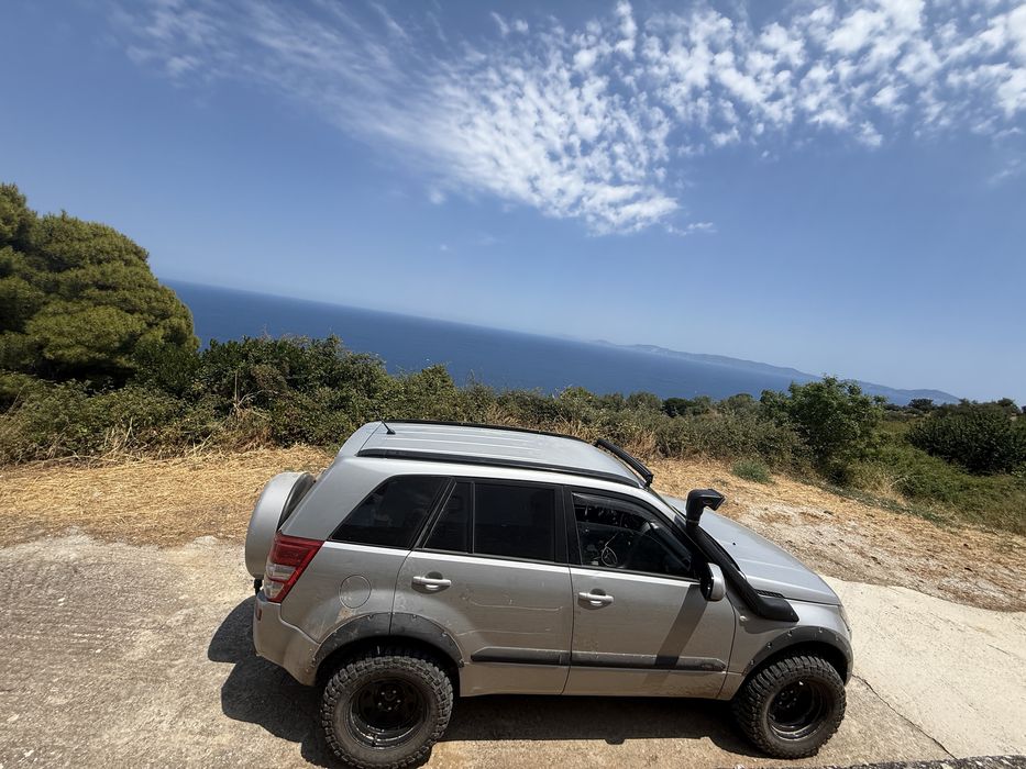 Suzuki Grand Vitara 2 model deosebit overlanding