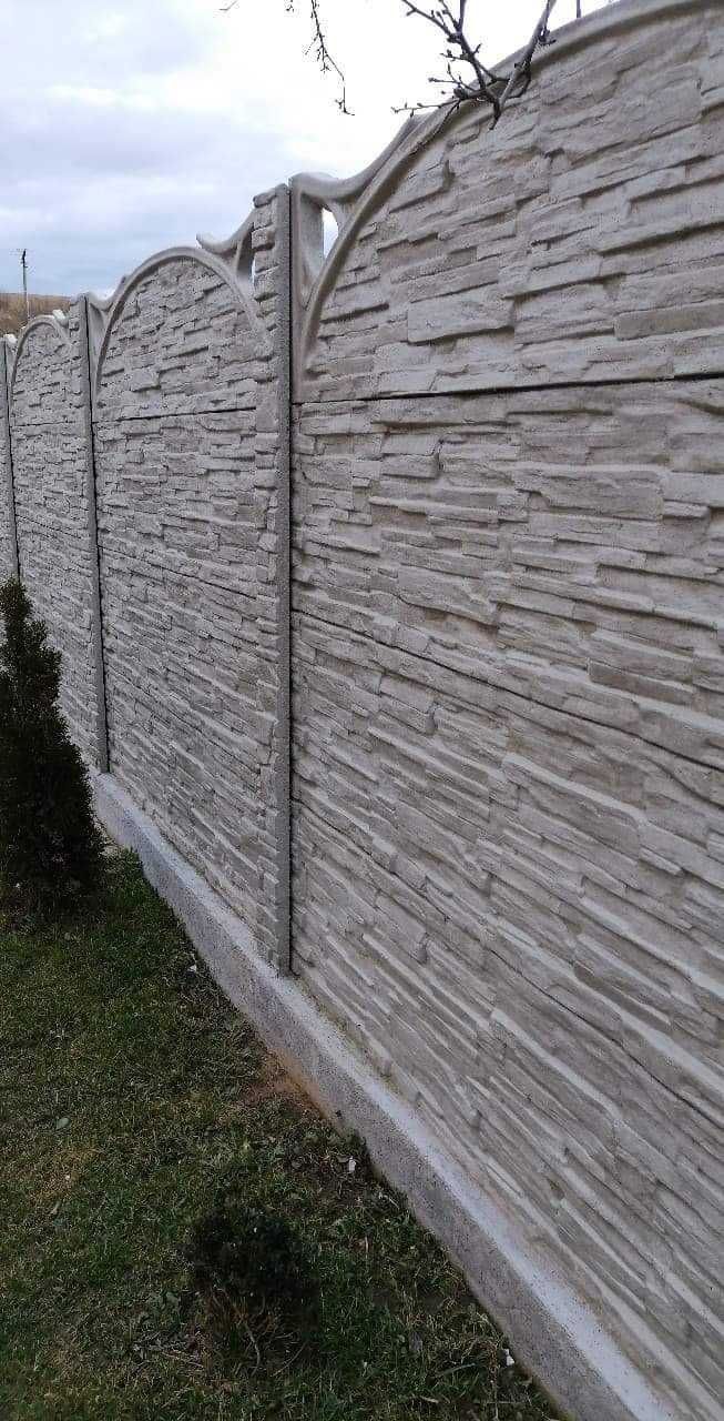 Garduri si porti stil jaluzea, sipca metalica, tabla cutata