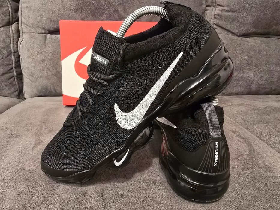 Nike vapormax nr 42 și 44 preț 350 lei
