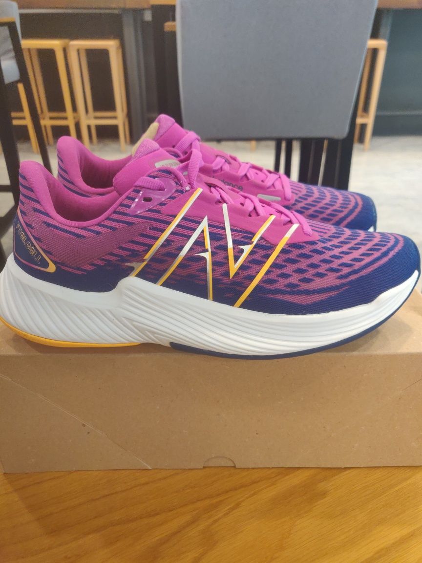 New Balance Fuelcell Prism V2 номер 40.5