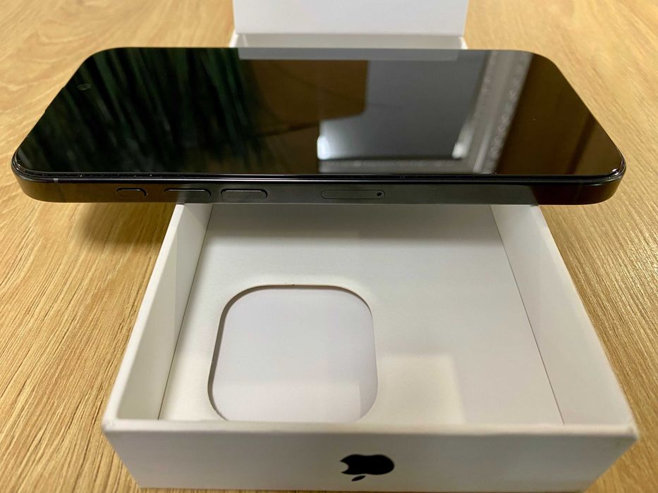 НОВ !!! Apple iPhone 16 Pro Max, 256GB, 5G, Black, ЗОРА