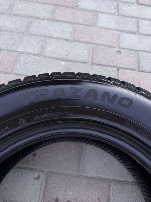 Продам зимнюю резину TRAZANO