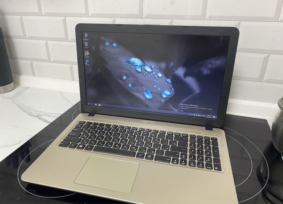 ноутбук Asus core i3