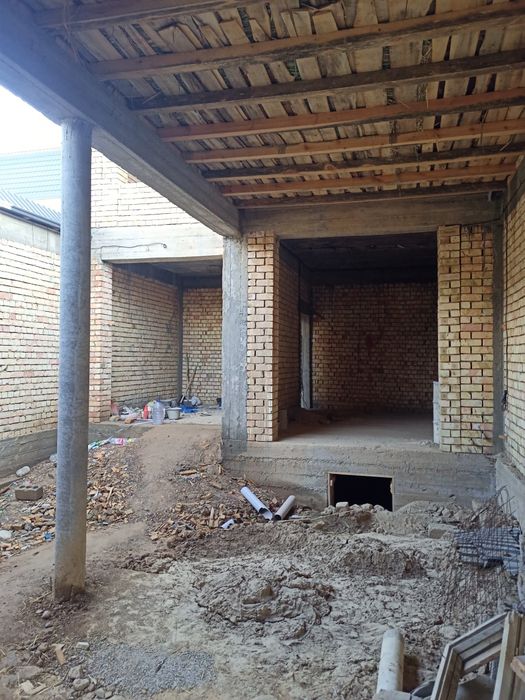 Uy sotiladi majnuntol mahalla