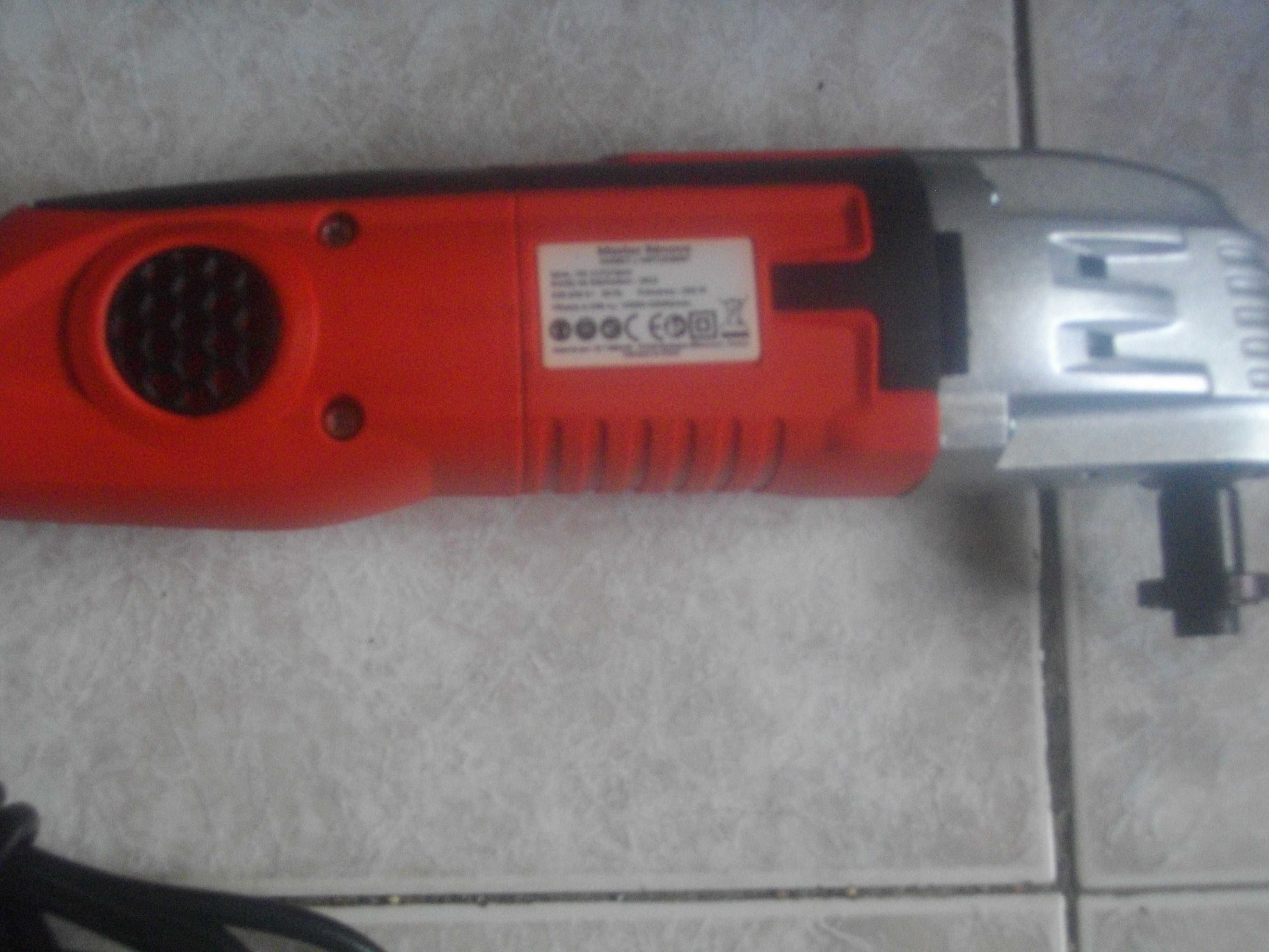 Нов 250W Реноватор Мулти Инструмент Master/Black Decker 250W FRANC/PRC