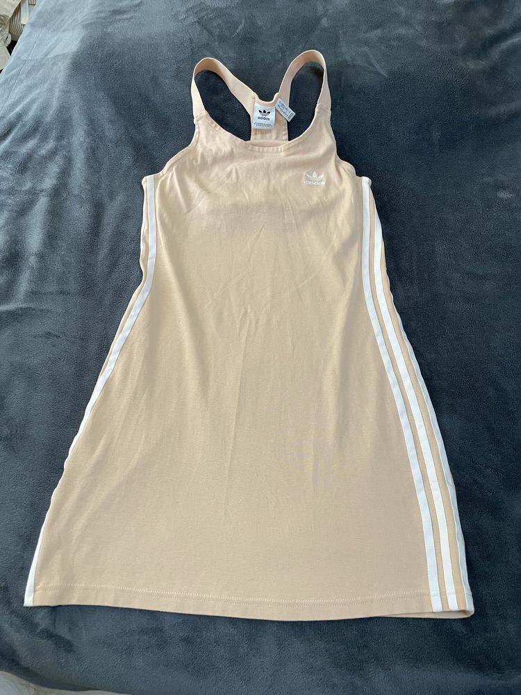 Дамска спортна рокля Adidas