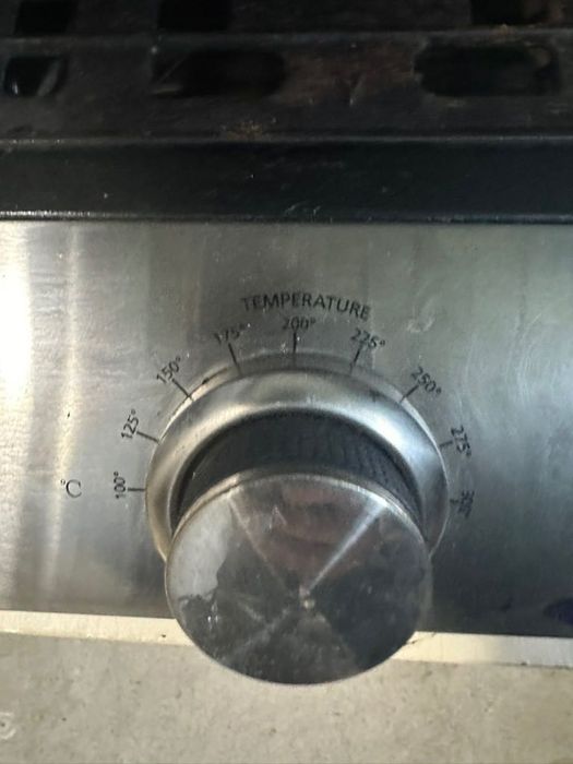 Gratar electric barbeque