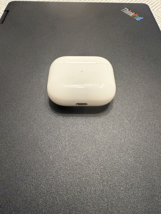 Case/carcasa/doc/cutie airpods generatia 3, originala