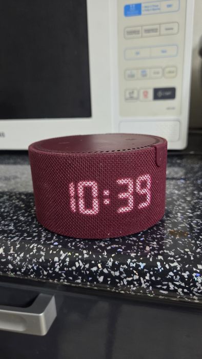 Яндекс станция с Алисой