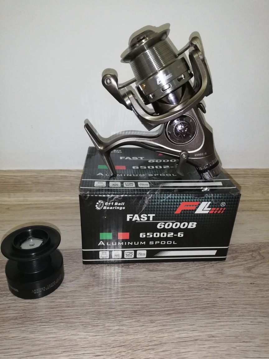 Set 2 Mulinete FL FAST 6000B 6+1 cu Baitrunner