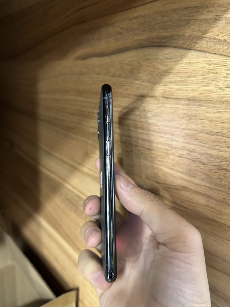 Iphone 11 pro naxtga va nasiyaga beriladi
