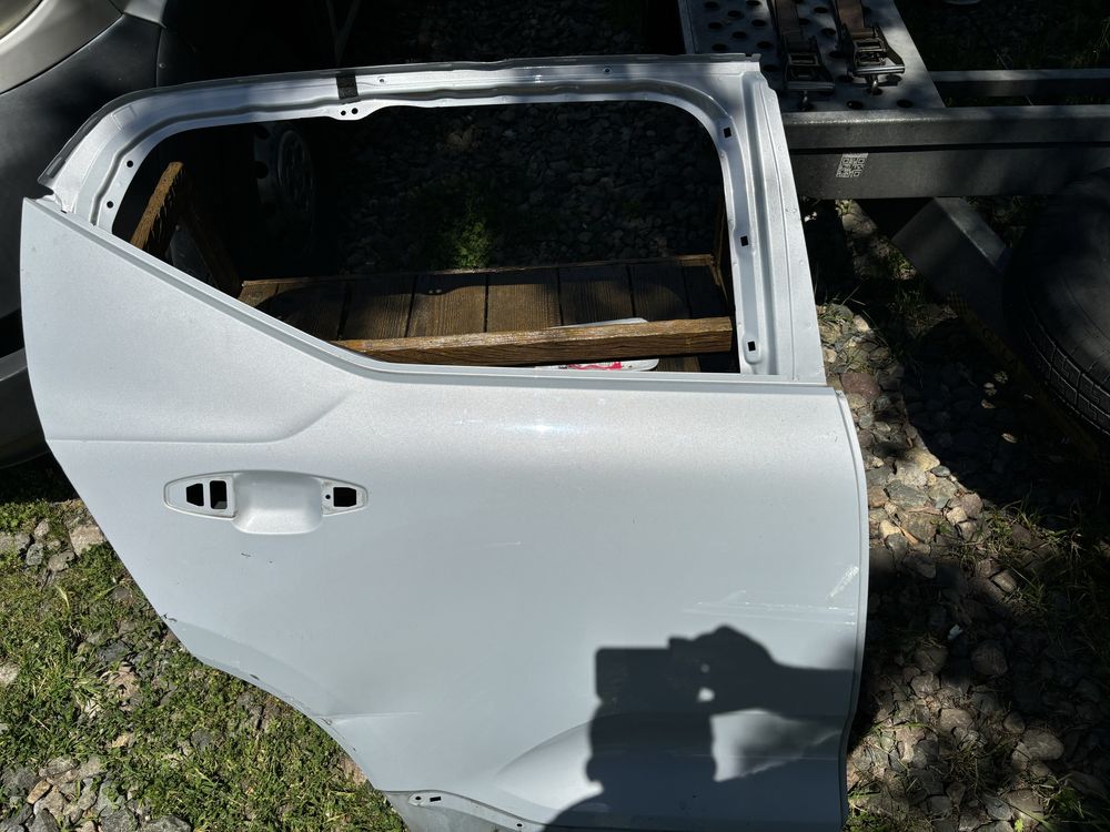 Врата Волво ХЦ40/Volvo XC 40