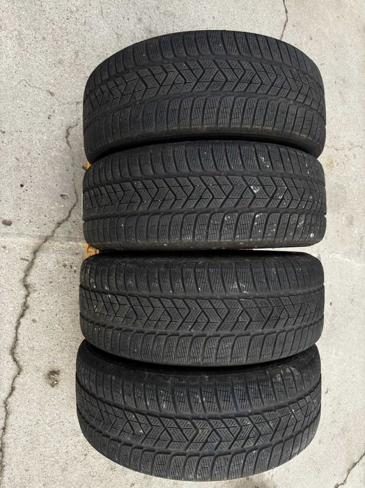 Anvelope 235/60R18 Pirelli Iarna M+S